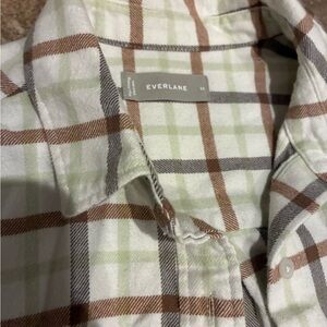 Everlane Casual Plaid Shirt - Green, Brown, and White